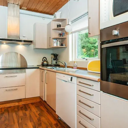 6 Person In Hébergement de vacances *