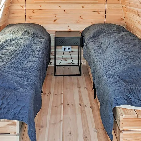6 Person In Hébergement de vacances *